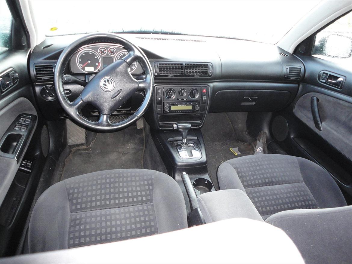 VW Passat 130hk TDI aut. SOLGT billede 9