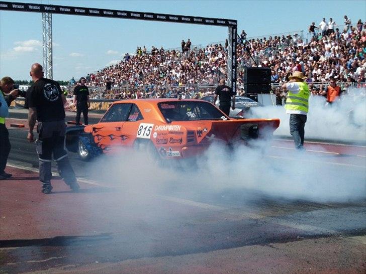 Dodge Dart - Fra DHB 2011 , da vi kørte den hurtigste tid nogensinde på Dhb , 8.86 og 266 km/t på minus greb . Stik den .l.. billede 3