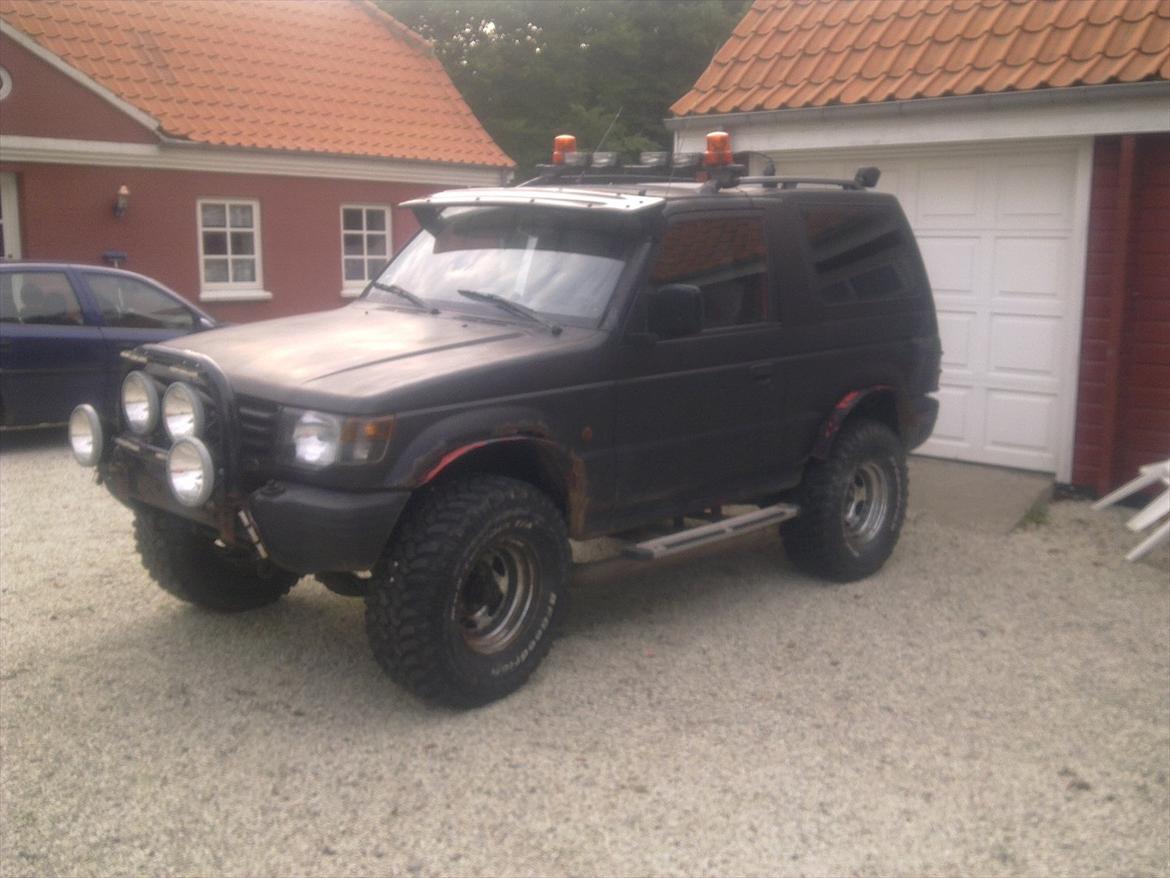 Mitsubishi pajero billede 4