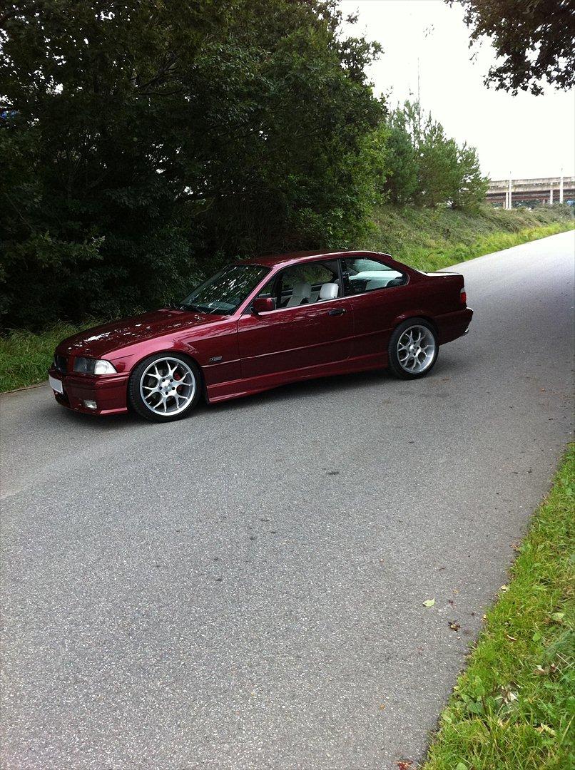 BMW E36 318IS 1,9 billede 1