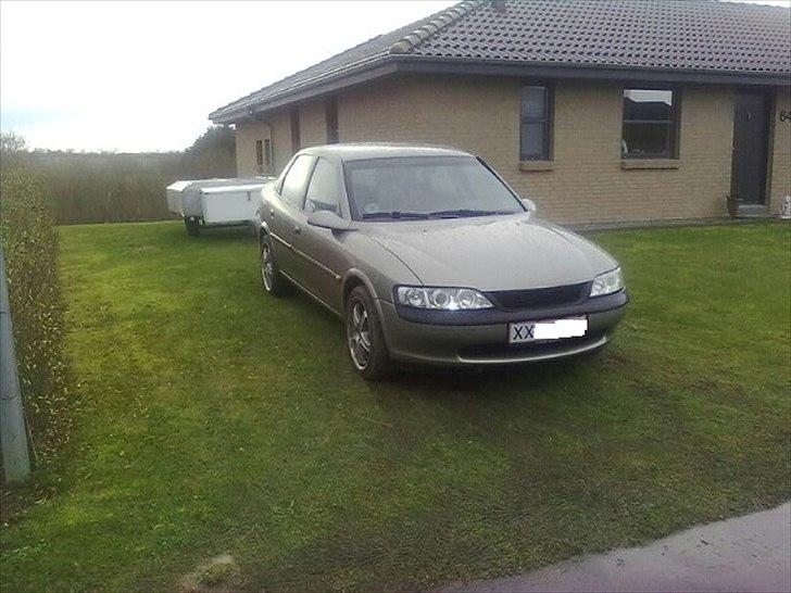 Opel Vectra B billede 1