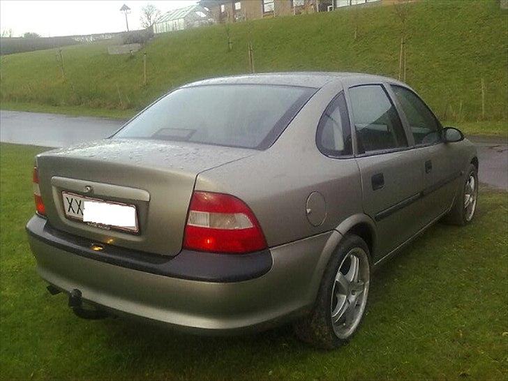Opel Vectra B billede 2