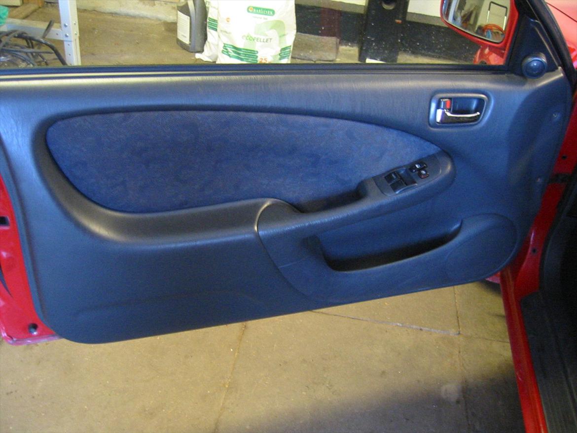 Toyota Corolla ZZE111  billede 5