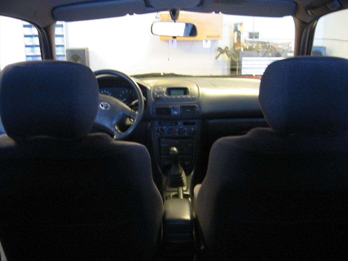 Toyota Corolla ZZE111  billede 7