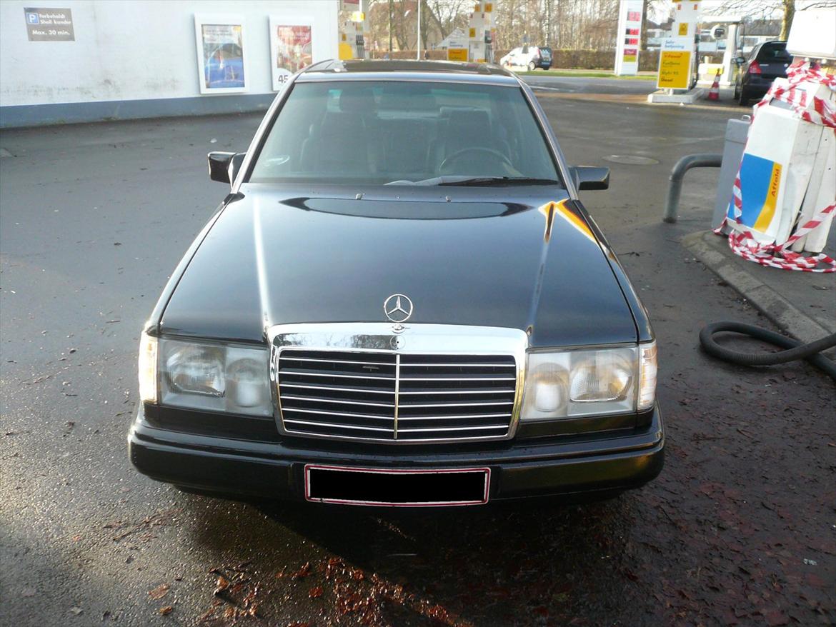 Mercedes Benz 300E Sportline *SOLGT* billede 15