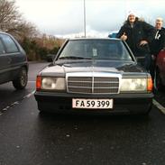 Mercedes Benz 190E