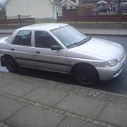 Ford escort 1.6 16v DØD!