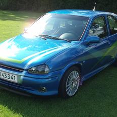 Opel corsa b 2,0 16v [Roed Design]