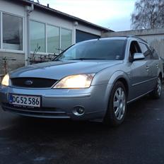 Ford Mondeo MK3 SOLGT :-(