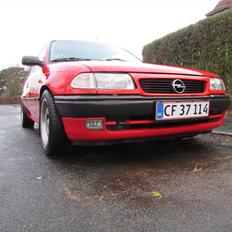Opel Astra F stc (Familie Cruser`en)