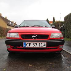 Opel Astra F stc (Familie Cruser`en)