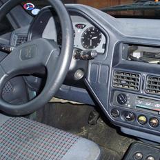 Peugeot 106  XR vero moda model 