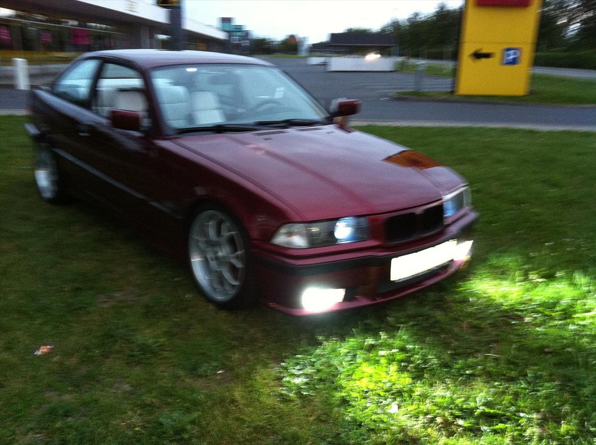 BMW E36 318IS 1,9 billede 13