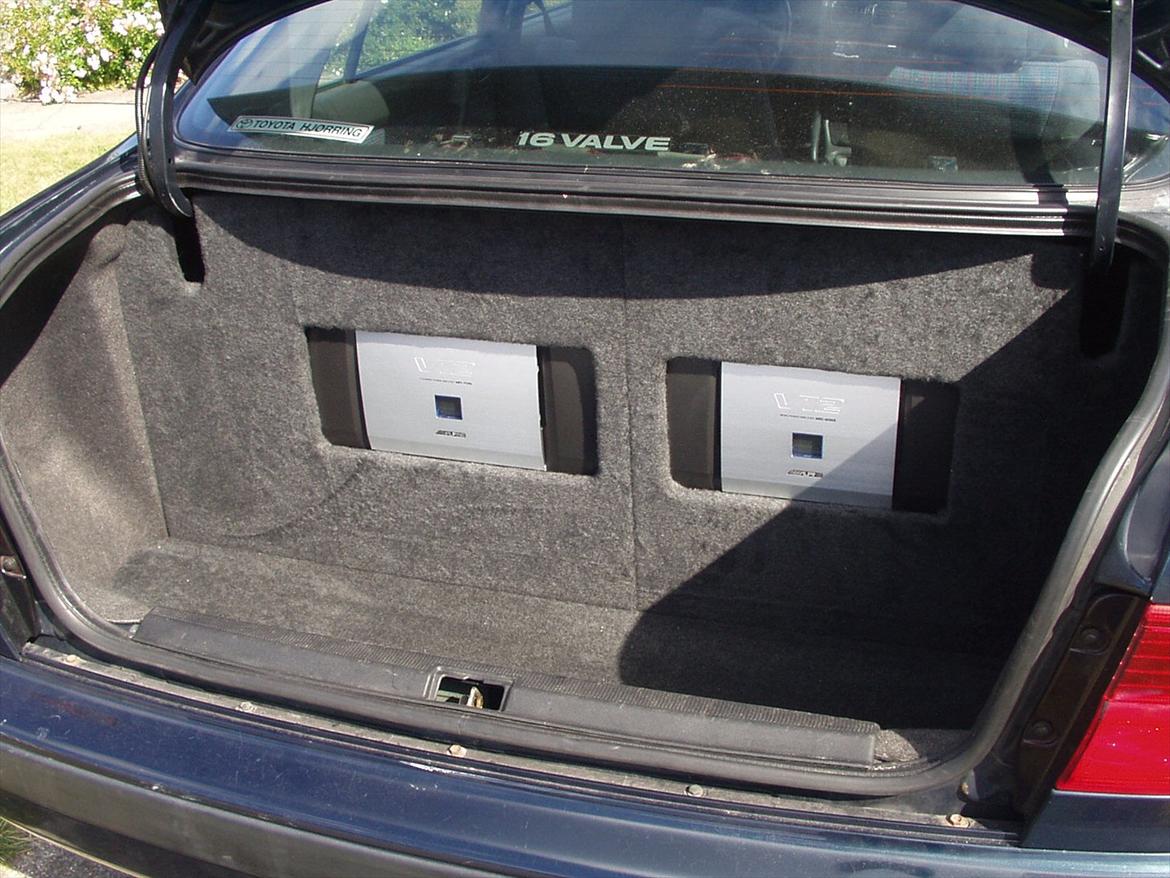 Toyota Carina E [SOLGT] billede 8