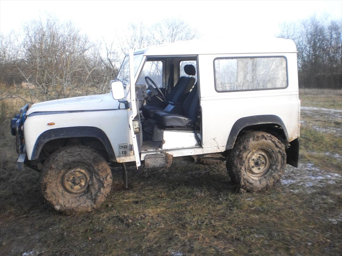 Land Rover 90" - V8 - ## SOLGT ##... - Grizzly'erne ka' virkelig samle noget mudder.... billede 18