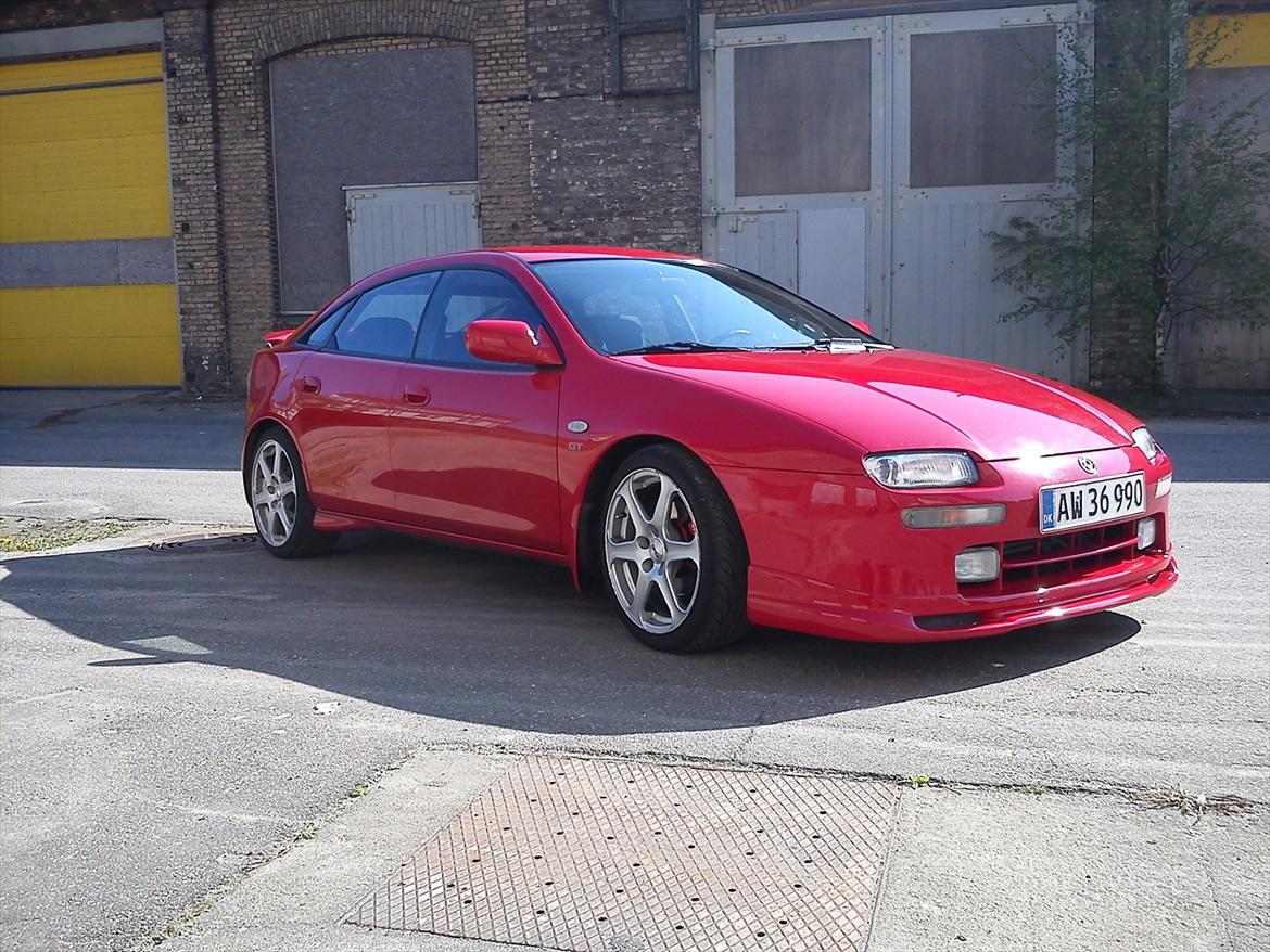 Mazda 323f ba v6 <byttet til perlemorshvid e36> <købt ig billede 1