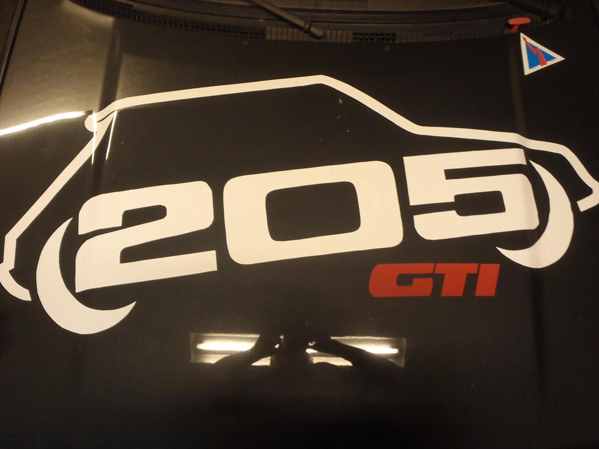 Peugeot 205 1,6 gti billede 4