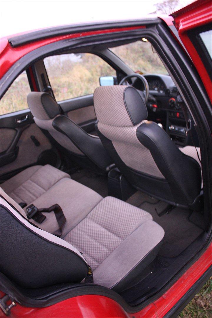 Alfa Romeo 146 billede 14