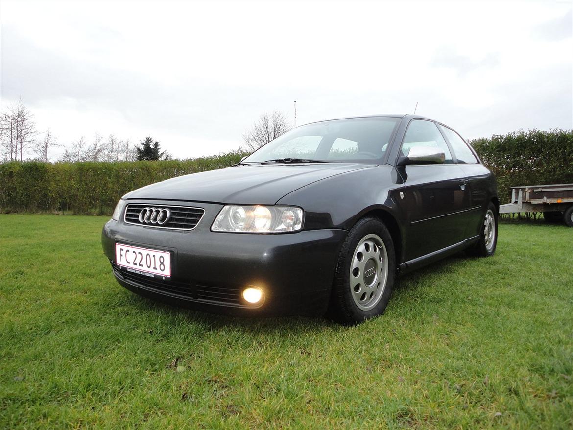 Audi A3 8L 1,9 TDI 130 hk SOLGT billede 1