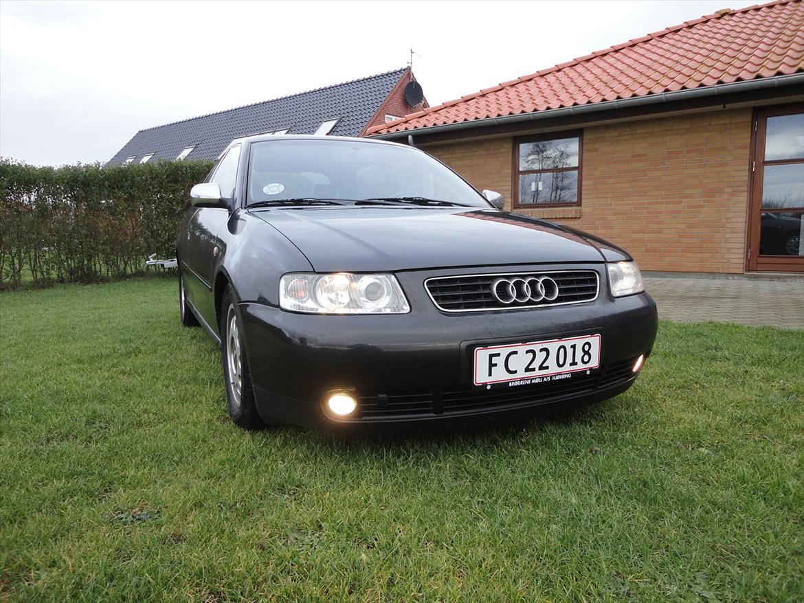 Audi A3 8L 1,9 TDI 130 hk SOLGT billede 3