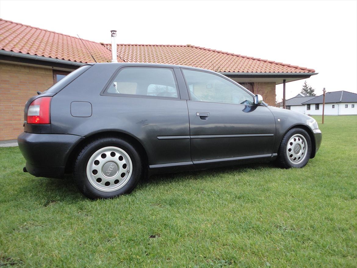 Audi A3 8L 1,9 TDI 130 hk SOLGT billede 5