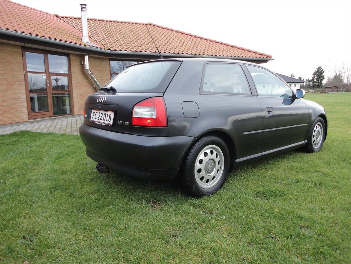 Audi A3 8L 1,9 TDI 130 hk SOLGT billede 6