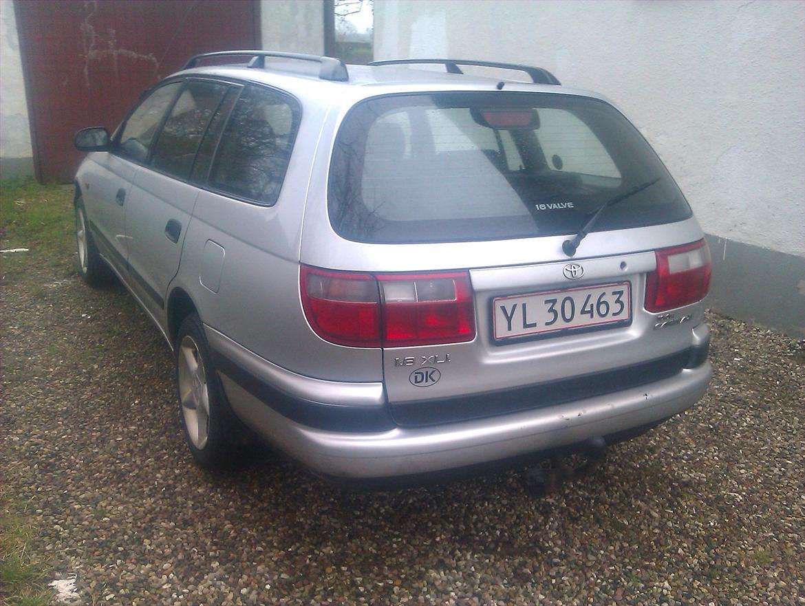 Toyota Carina E Stationcar billede 6