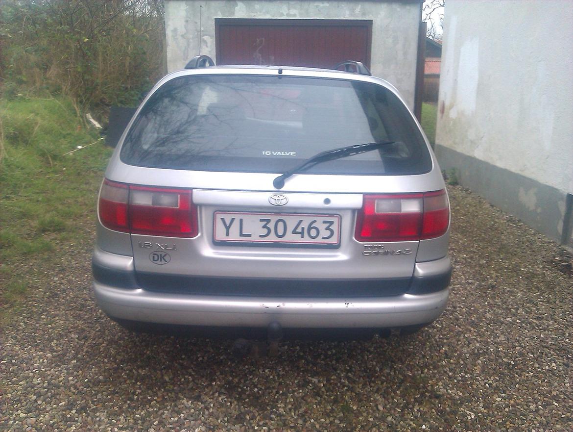 Toyota Carina E Stationcar billede 7