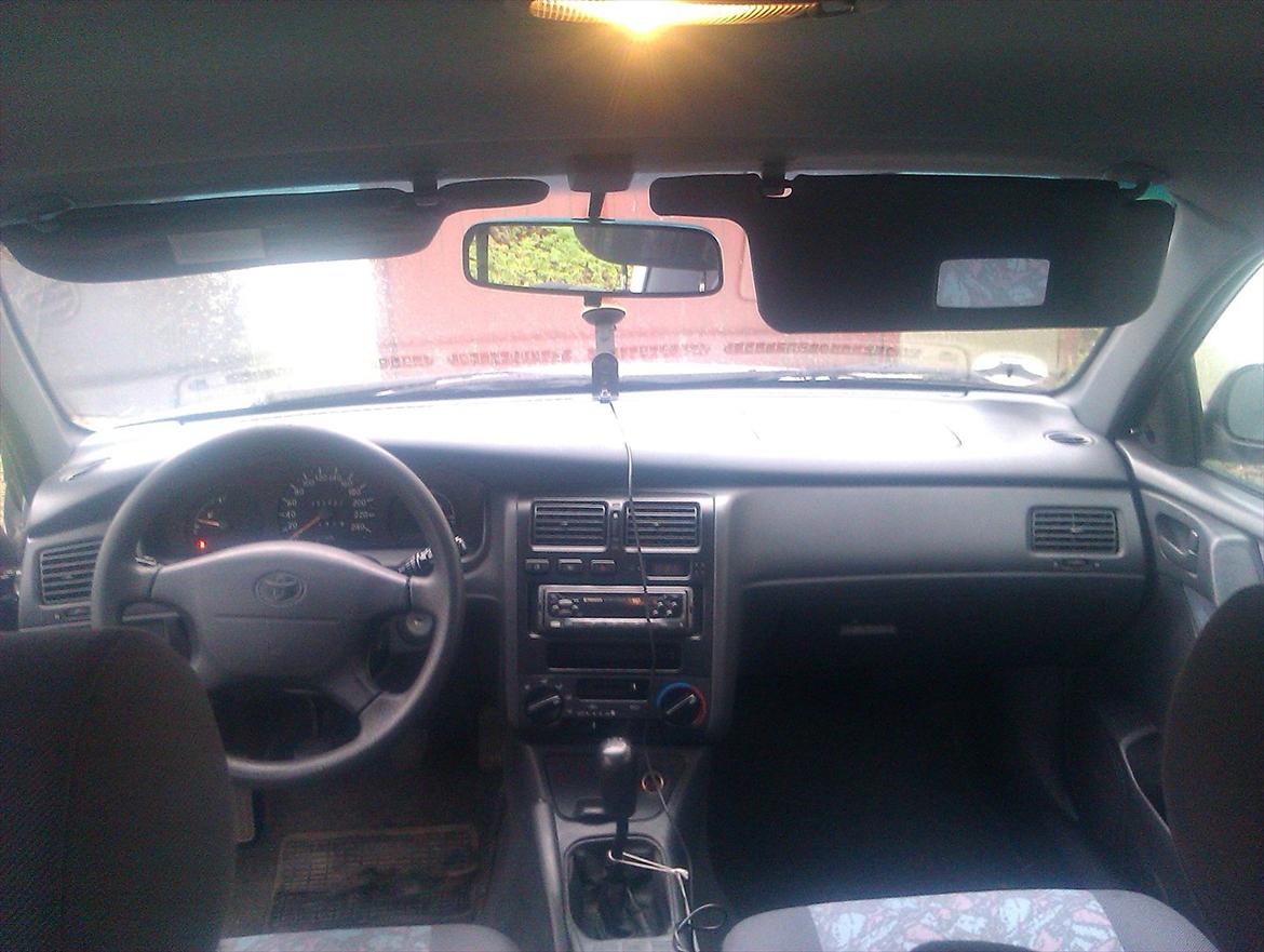 Toyota Carina E Stationcar billede 14