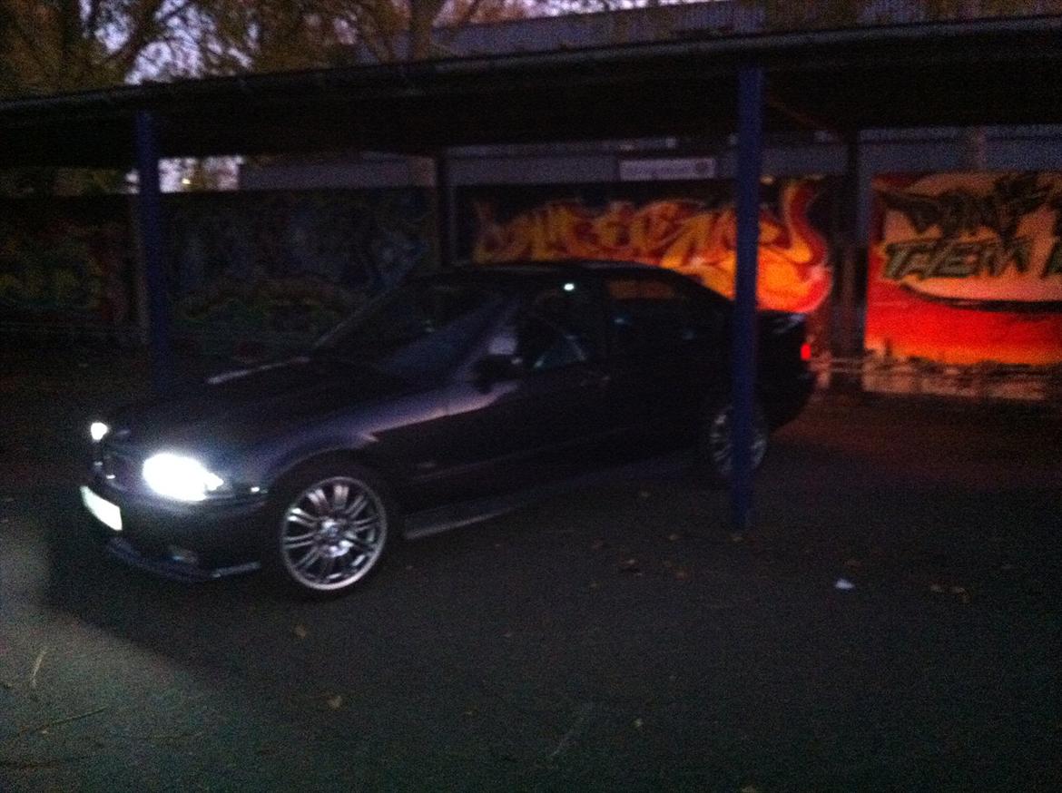 BMW 318i Tilsalg billede 9