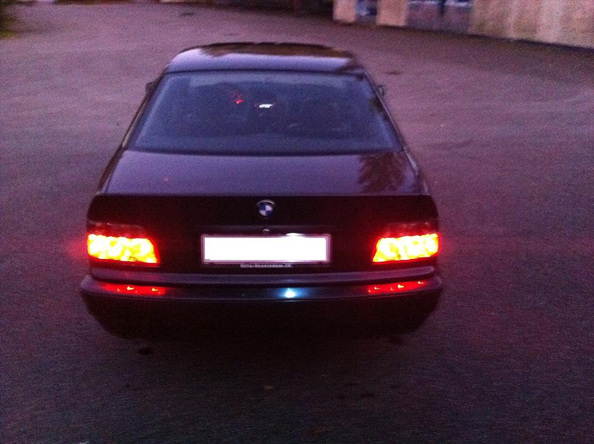 BMW 318i Tilsalg billede 13