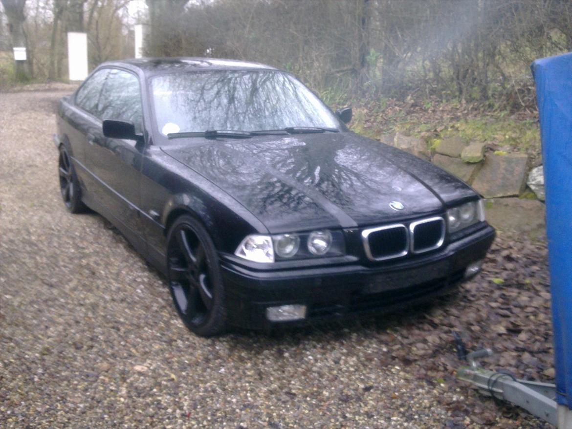 BMW e36 320i coupe SOLGT billede 10