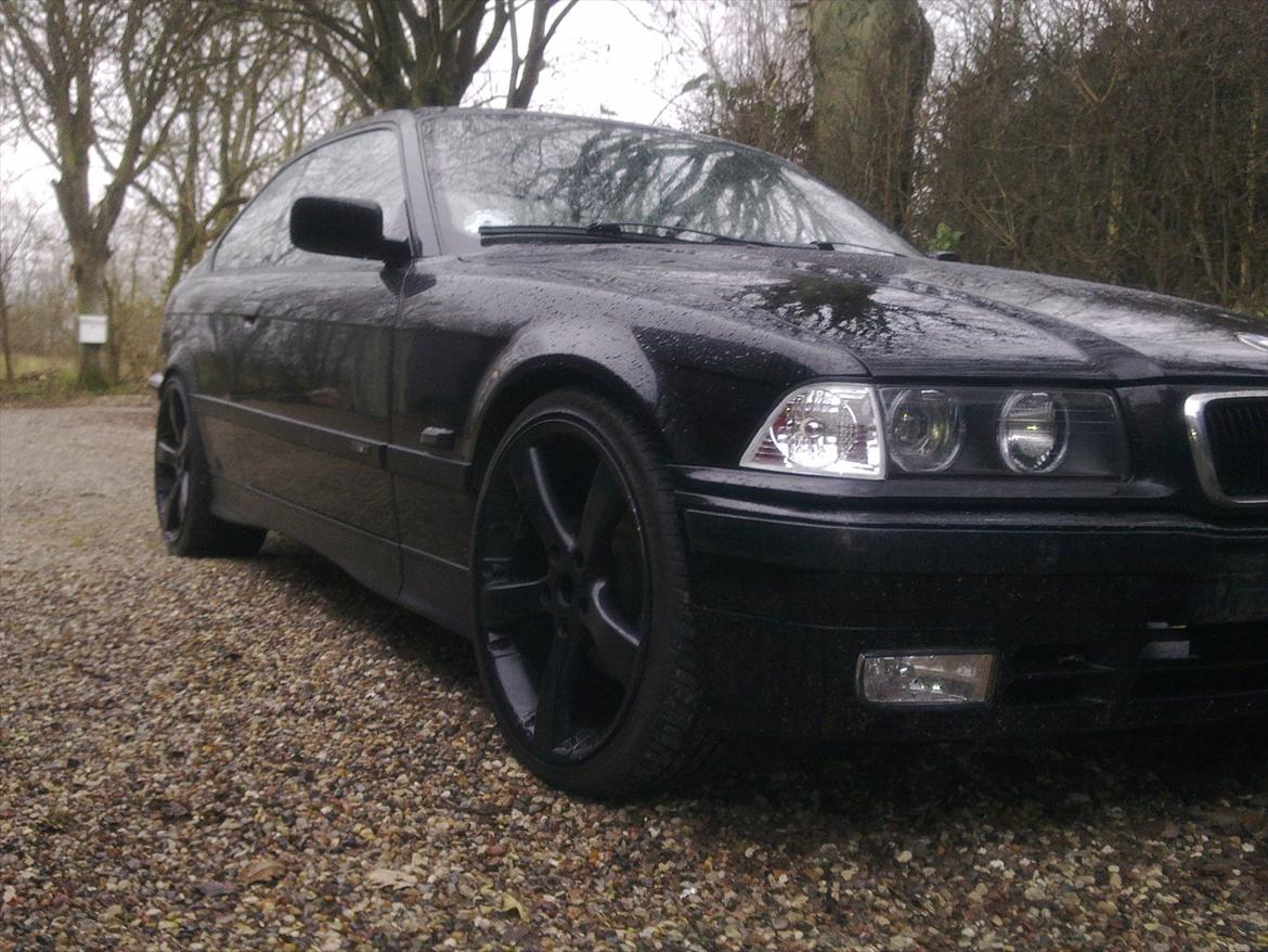 BMW e36 320i coupe SOLGT billede 12