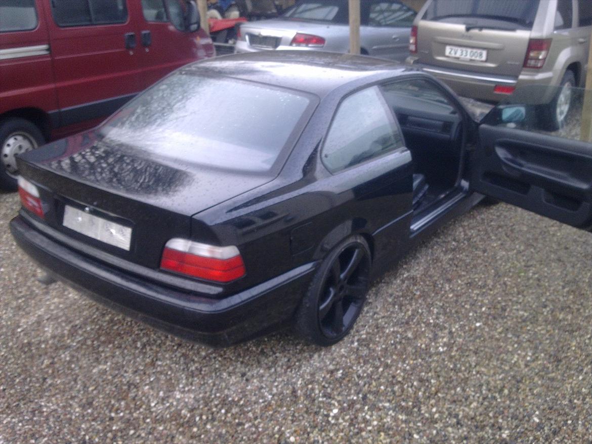 BMW e36 320i coupe SOLGT billede 19