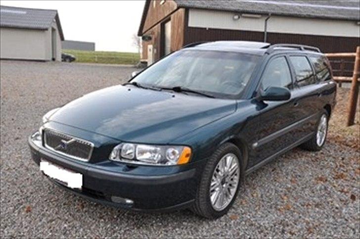 Volvo V 70 2,4 T billede 1