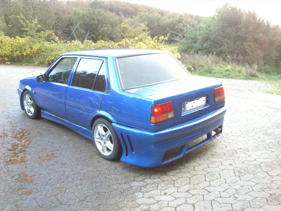 Toyota Corolla Dx skrottet billede 4