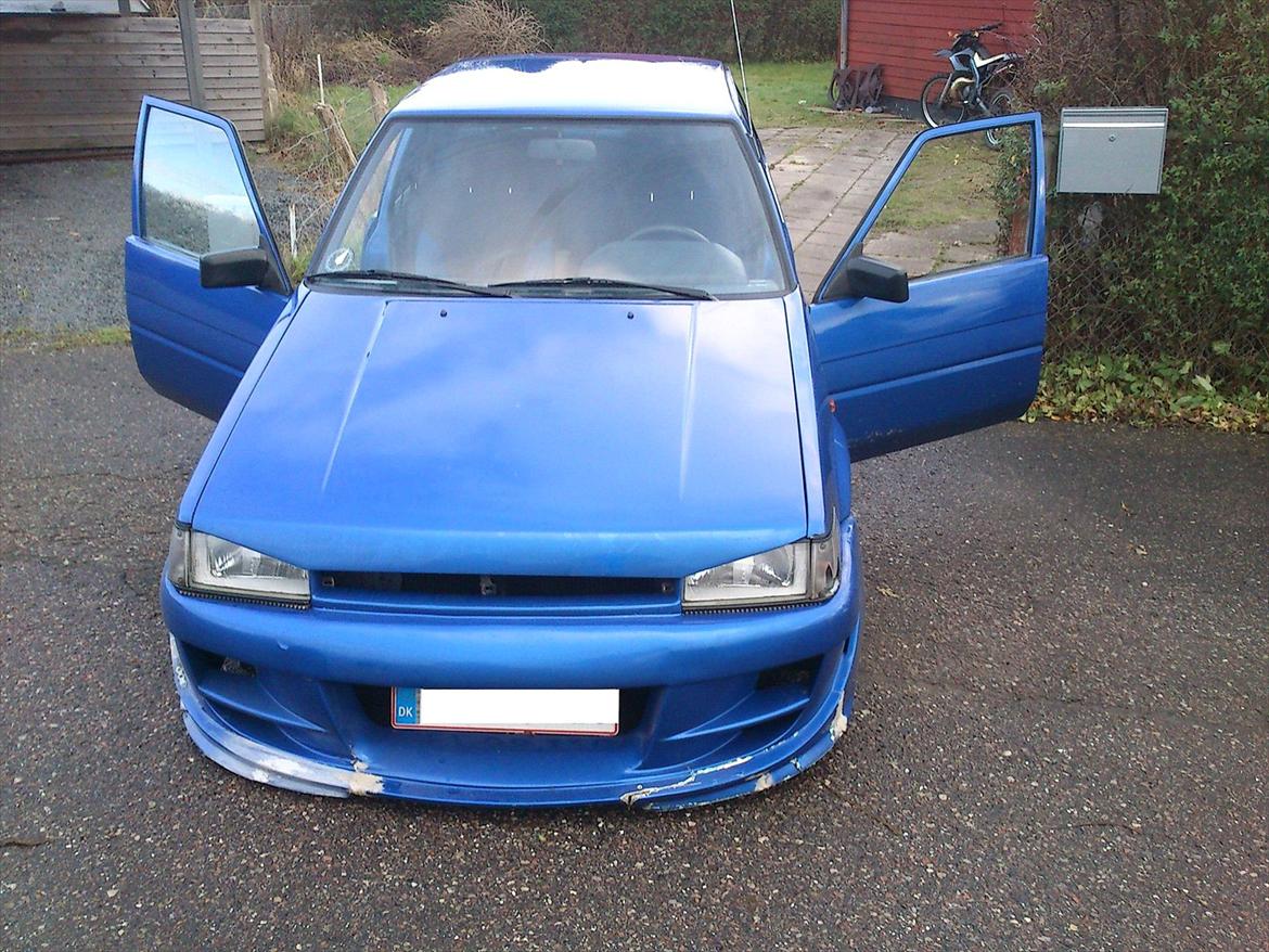 Toyota Corolla Dx skrottet billede 16