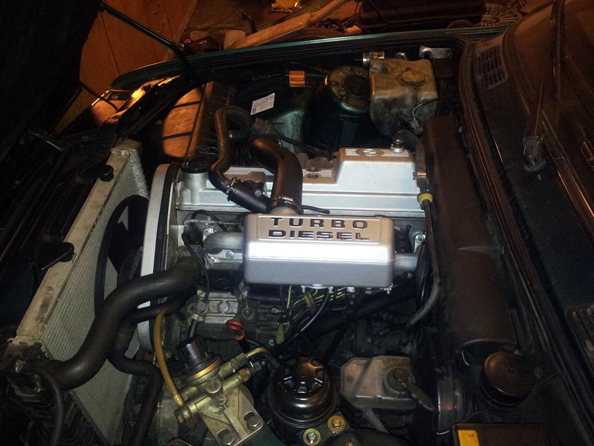 BMW 324 td billede 2