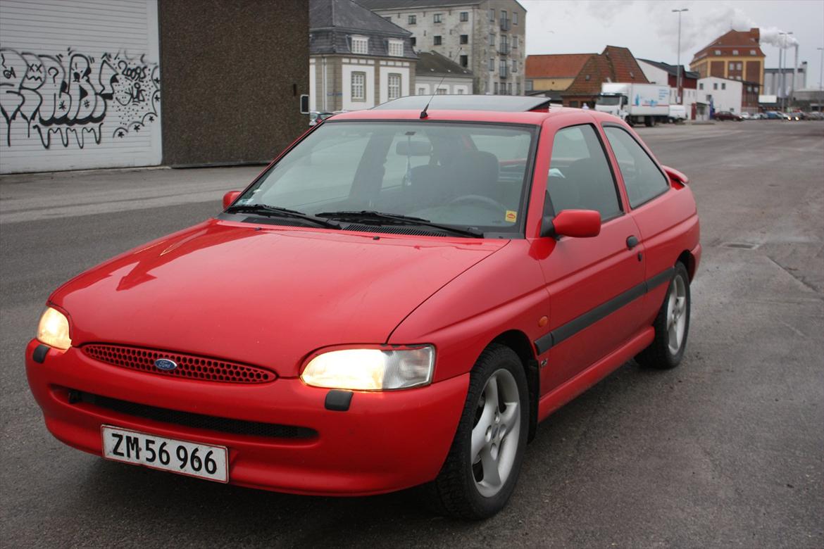 Ford Escort [Tidl. bil] billede 1