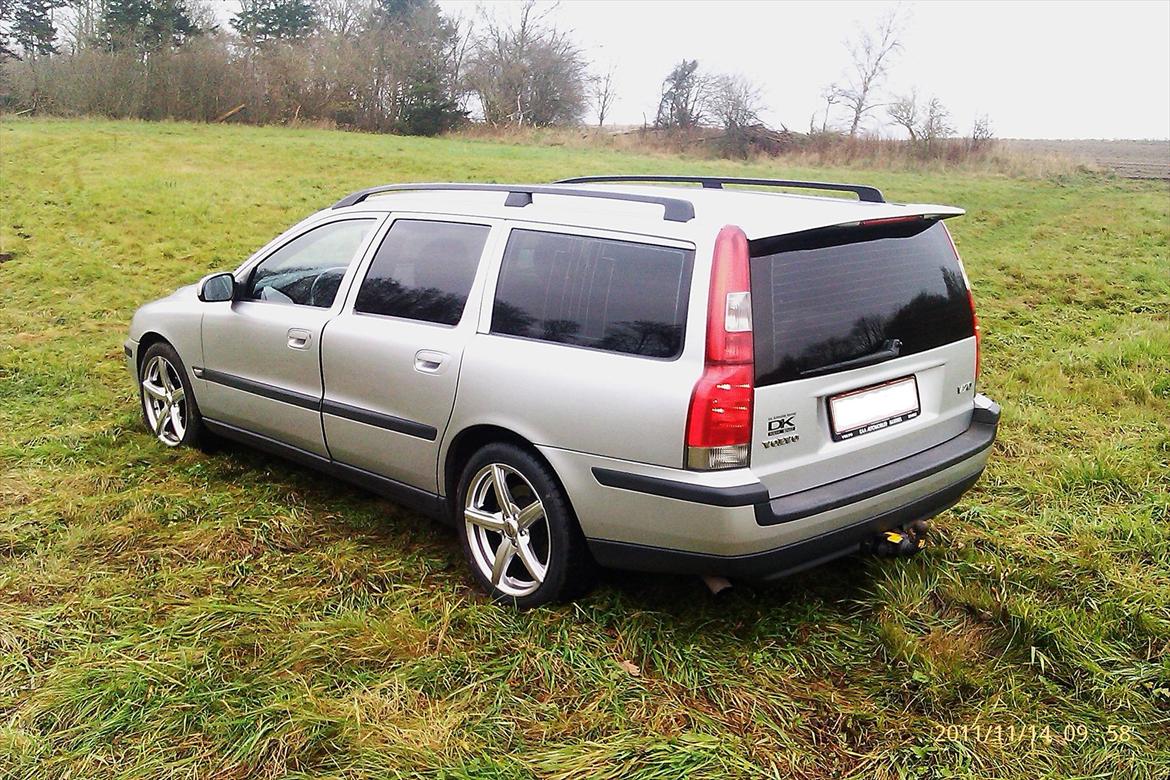 Volvo V70 2,4 D5 billede 6