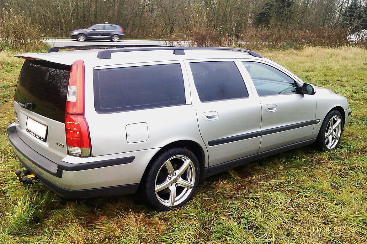 Volvo V70 2,4 D5 billede 7