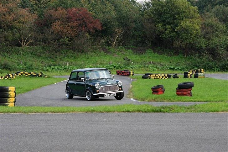 Mini 1000ccm (SOLGT) billede 6