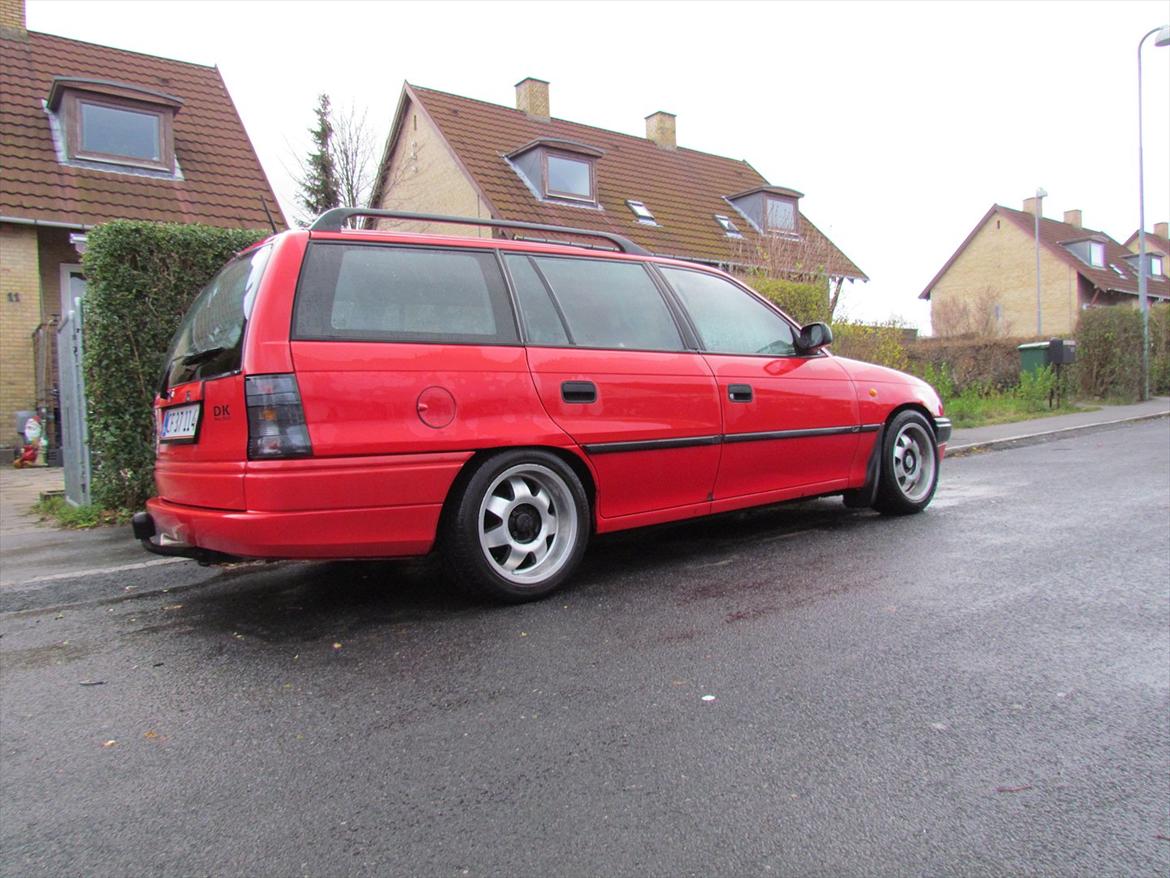 Opel Astra F stc (Familie Cruser`en) billede 5