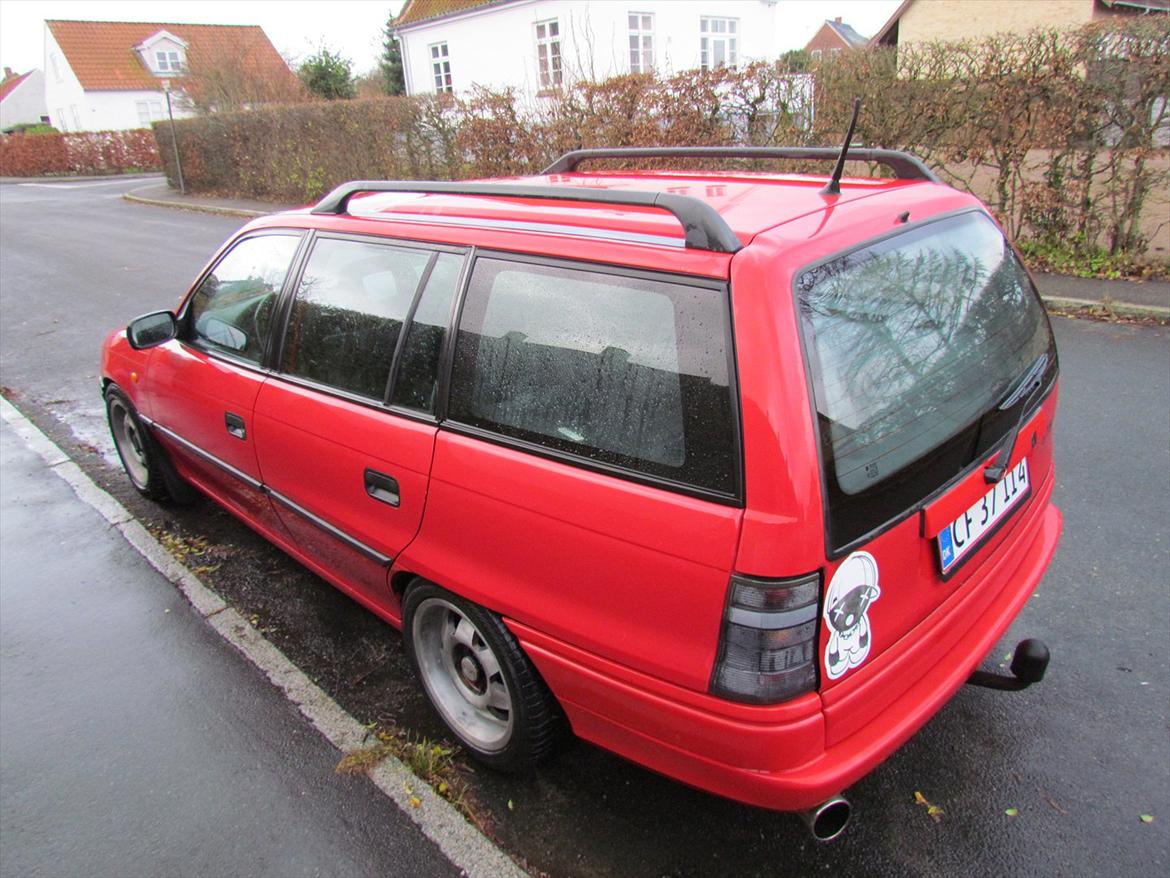 Opel Astra F stc (Familie Cruser`en) billede 8