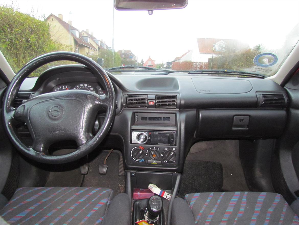 Opel Astra F stc (Familie Cruser`en) billede 15