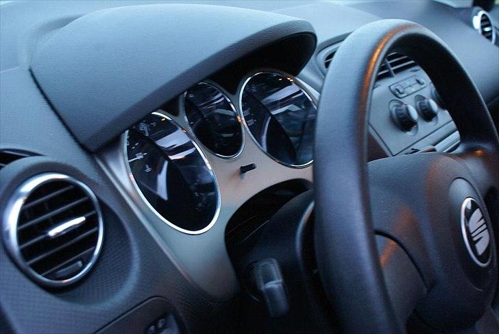 Seat Altea - Crom detaljer ved luftdyser samt ved speedometer :-) billede 6