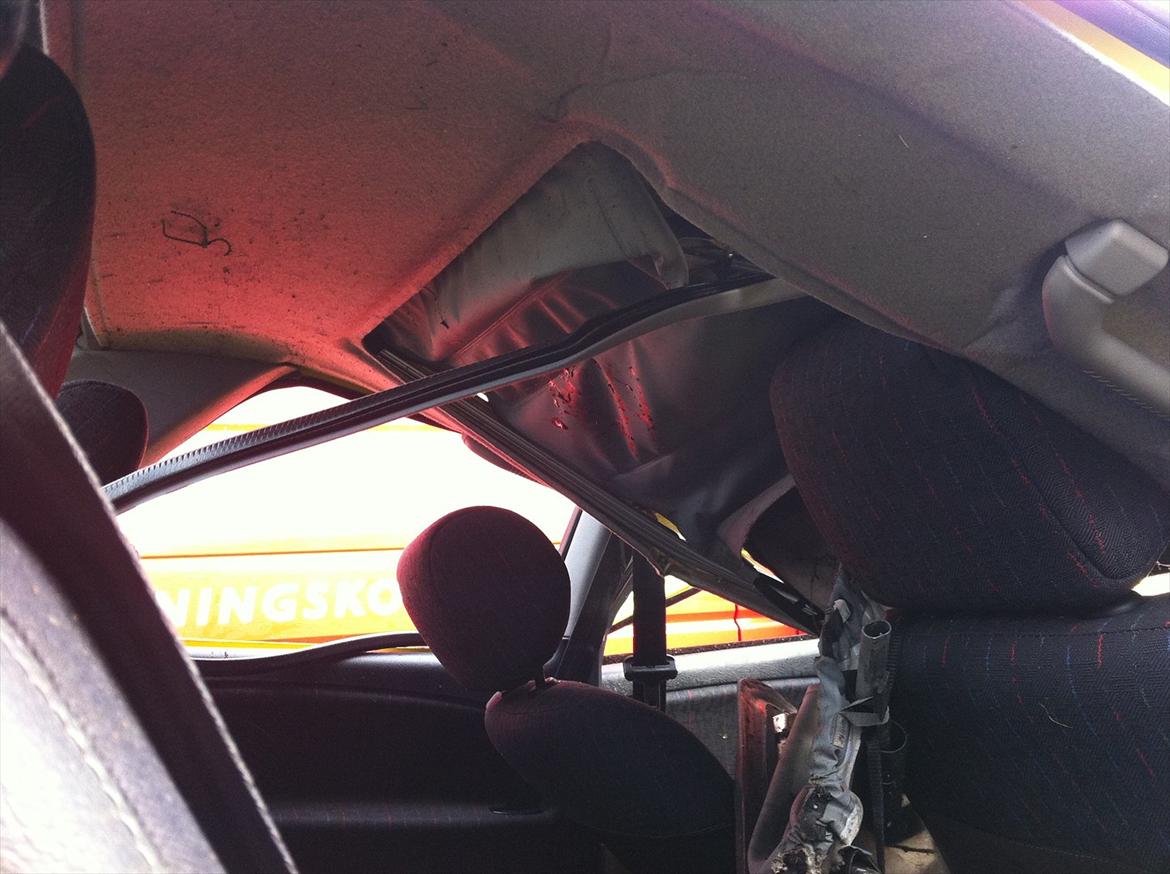 Citroën saxo 1,1 french open - Taget trykket helt ned i passager sædet AV
 billede 10