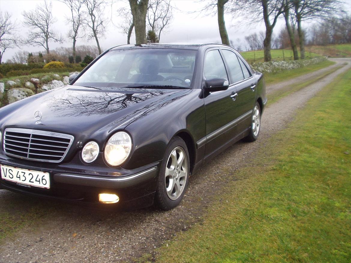 Mercedes Benz 270 CDI aut.Solgt . billede 5