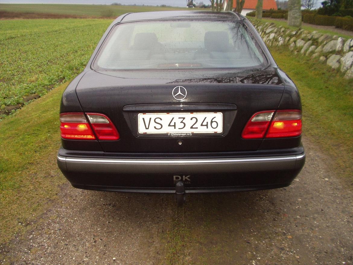 Mercedes Benz 270 CDI aut.Solgt . billede 6