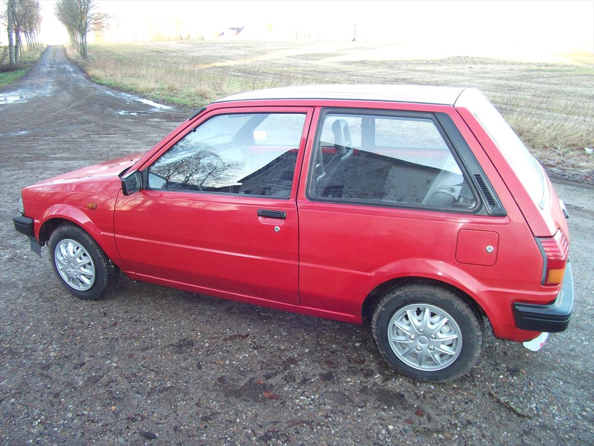 Toyota Starlet EP70 billede 1